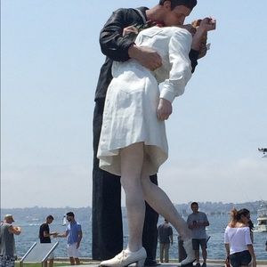 Meet your Posher, Modern chicq